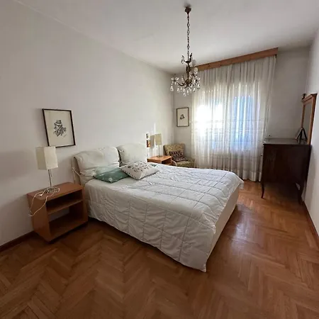 Big Giulia's Apartment *